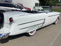 1953 FORD CRESTLINE CONVERTIBLE (58,000 MILES) CLEAN TITLE city of atlanta - Image 9