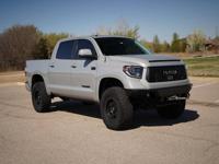 2019 Toyota Tundra Limited One Owner - Image 4