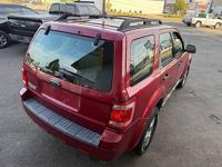 2009 Ford Escape - XLS 4dr SUV 6A - SUV - fwd! - Image 9
