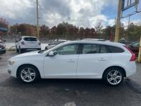 2015 Volvo V60 2015.5 4dr Wgn T5 Premier AWD pennsauken - Image 10