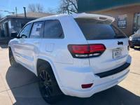2018 Jeep Grand Cherokee Altitude 4x2 *Ltd Avail* Norman - Image 4