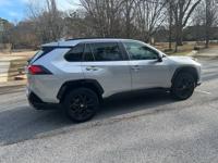 2023 Toyota Rav4 Se AWD Hybrid Tucker - Image 3