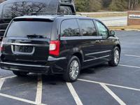 2014 Chrylser town & coutnry 30th anv otp east - Image 3