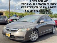 2010 HONDA CIVIC LOW MILES GREAT ON GAS RUNS GREAT WARRANTY FEASTERVILLE - Image 2