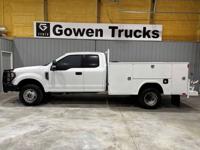 2017 Ford F350 DRW XLT Extended Cab 4wd Utility Bed Mid TN - Image 5