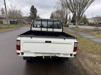 Toyota Hilux Pickup 4WD - 5L Diesel - JDM Import 4 Door - Image 7