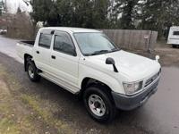 Toyota Hilux Pickup 4WD - 5L Diesel - JDM Import 4 Door - Image 10