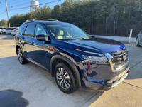 2024 Nissan Pathfinder SL Stockbridge - Image 2