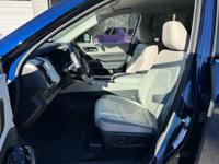 2024 Nissan Pathfinder SL Stockbridge - Image 7