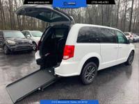 2015 *Chrysler* *Town* ** *Country* *HANDICAP* *WHEELCHAIR* Chrysler Town & Country