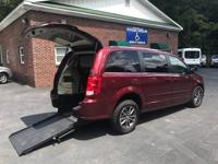 2015 *Chrysler* *Town* ** *Country* *HANDICAP* *WHEELCHAIR* Chrysler Town & Country - Image 9