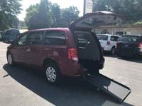 2015 *Chrysler* *Town* ** *Country* *HANDICAP* *WHEELCHAIR* Chrysler Town & Country - Image 10