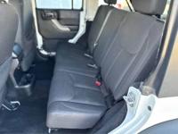 2015 Jeep Wrangler Unlimited Sport 480 707 7984 east valley - Image 9