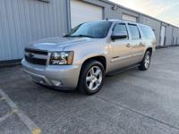 2008 Chevrolet Suburban LT Humble area - Image 3