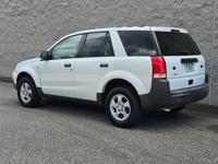 2004 Saturn Vue **Clean**Low Miles** De Bary - Image 4