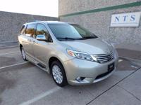 34K MILE TOYOTA SIENNA LMTED LEATHER HANDICAP WHEELCHAIR PWR RAMP VAN Irving, TX - Image 4