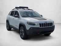 2019 Jeep Cherokee Trailhawk Elite 4x4 4WD SUV AUTONATION Call (760) 405-8909 to confirm availability - January 30th - Image 8