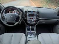 HYUNDAI SANTA FE SUV -ONLY 29,973 MILES-SENIOR OWNED-WELL KEPT POWDER SPRINGS - Image 5