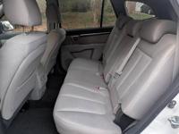 HYUNDAI SANTA FE SUV -ONLY 29,973 MILES-SENIOR OWNED-WELL KEPT POWDER SPRINGS - Image 7