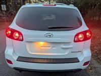 HYUNDAI SANTA FE SUV -ONLY 29,973 MILES-SENIOR OWNED-WELL KEPT POWDER SPRINGS - Image 10