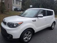 KIA SOUL SUV -ONLY 20,000 MILES-STICKSHIFT-KIA DEALER SERVICED- 35 MPG POWDER SPRINGS - Image 3