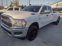 22 RAM 3500 Tradesman 4x4 4dr Crew Cab 8 ft LB DRW Down payment Houston - Image 4