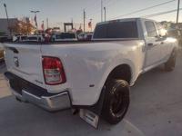 22 RAM 3500 Tradesman 4x4 4dr Crew Cab 8 ft LB DRW Down payment Houston - Image 8