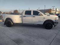 22 RAM 3500 Tradesman 4x4 4dr Crew Cab 8 ft LB DRW Down payment Houston - Image 9