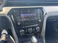 2021 Volkswagen Passat 2.0T SE Auto - Image 10