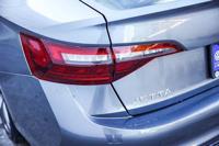 2022 Volkswagen Jetta 1.5T SE Sedan VW Est. payment OAC† - Image 10