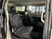 2021 Chrysler Pacifica Touring L Minivan (READ AD) north san diego county - Image 10