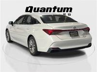 2020 Toyota Avalon Hybrid XLE Sedan (READ AD) north san diego county - Image 3