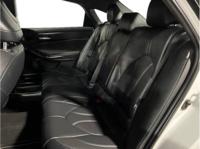 2020 Toyota Avalon Hybrid XLE Sedan (READ AD) north san diego county - Image 10