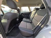 2007 SUBARU OUTBACK AWD// MANUAL TRANSMISSION GAS SAVER// GREAT DEAL - Image 10