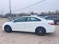 2015 toyota Camry LE "We finance" Financiamos ○♠♥ 6 mo warranty oklahoma city