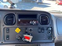 REEFER BOX- CUMMINS MOTOR- AUTOMATIC- GREAT SHAPE Nashville - Image 6