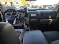 💥2016 TOYOTA SEQUOIA SR5💥5.7L V8 💥4X4💥SAVE THOUSANDS 💵💶💰SAVE THOUSANDS PRICED WAY BELOW KELLY BLUE BOOK💵💶💰 - Image 7