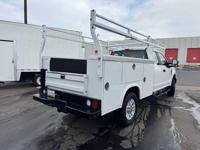 2019 Ford f-250 f250 f 250 XL ROYAL UTILITY BED! POWER INVERTER! 4X4! - Image 6