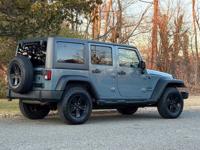 2015 Jeep Wrangler Unlimited Sport 4x4 4dr SUV East Brunswick, NJ - Image 5