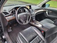 2011 ACURA MDX TECH PACKAGE SH-AWD LOW MILES ! NEW T- BELT ! Lynnwood - Image 8