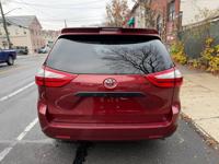 2018 Toyota Sienna L Staten Island NY - Image 7
