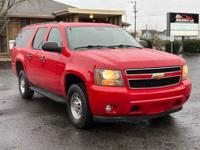 2007 Chevrolet Suburban 2500 LS / 4WD / 6.0L VORTEC V8 / ONLY 45K ! Suburban In Beaverton - Image 2