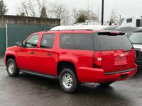 2007 Chevrolet Suburban 2500 LS / 4WD / 6.0L VORTEC V8 / ONLY 45K ! Suburban In Beaverton - Image 6