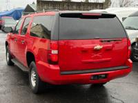 2007 Chevrolet Suburban 2500 LS / 4WD / 6.0L VORTEC V8 / ONLY 45K ! Suburban In Beaverton - Image 7