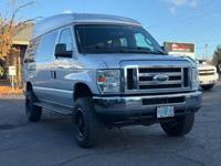 2011 Ford E350 4X4 Van - 4WD QUIGLEY CONVERSION / LIFTED / LOW MILES ! Ford E-350 4x4 van in Beaverton - Image 4