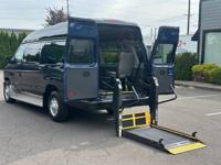 2012 Ford E350 Econoline Wheelchair Van - 1-OWNER / 34 SERVICE RECORDS Ford E-350 Wheelchair van in Beaverton - Image 3