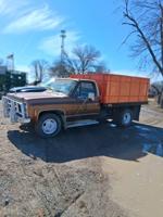 1979 Silvarado dump truck Kemp - Image 2