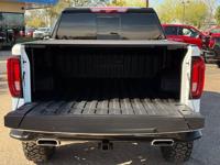 2025 GMC SIERRA 1500 AT4 CREW CAB 4X4 LIFTED ~ UNIQUE TRUCKS DELIVERED RIGHT TO YOU! NO OBLIGATION! - Image 8