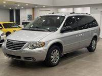 2005 Chrysler Town & Country Limited With Only 83,742 Miles multnomah county - Image 2