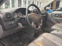 2005 Chrysler Town & Country Limited With Only 83,742 Miles multnomah county - Image 8